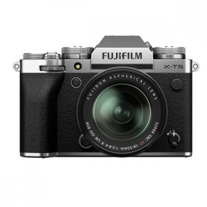 Fujifilm X-T5 + XF 18-55mm f/2.8-4 R
