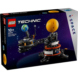 LEGO Technic A Föld és a körülötte keringő Hold 42179