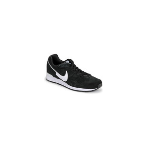 Nike Rövid szárú edzőcipők VENTURE RUNNER SUEDE Fekete 40
