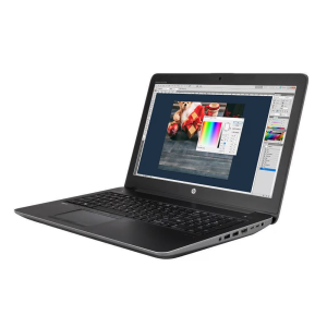 HP ZBook 17 G3 Laptop i5-6440HQ/8GB/256GB Win 10 Pro fekete (15217852) Silver (hp15217852)